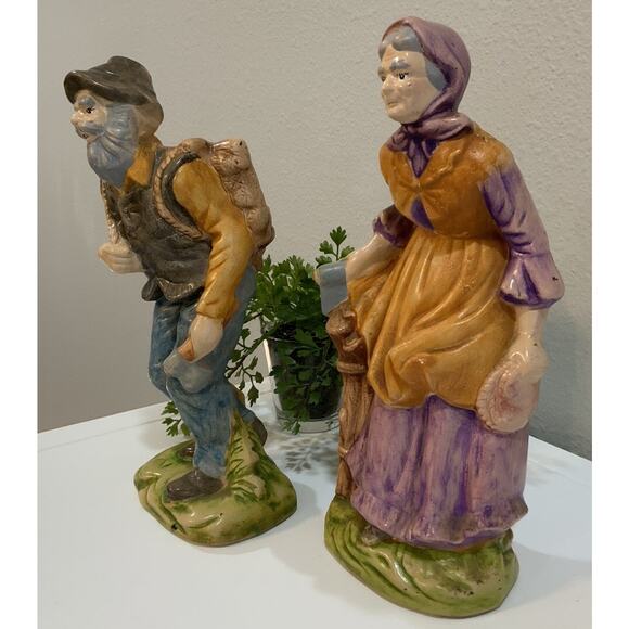 Vtg Ceramic Hand Painted Old Man Woman Working Axe Carrying Wood Figurine Set - Picture 4 of 9